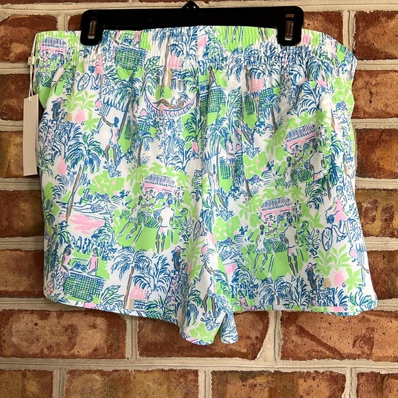 NWT Lilly Pulitzer Green and Pink Back Court UPF50 Athletic Shorts. XL - Picture 2 of 11